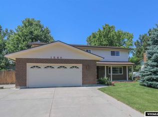 1560 Kelly Dr, Casper, WY 82609