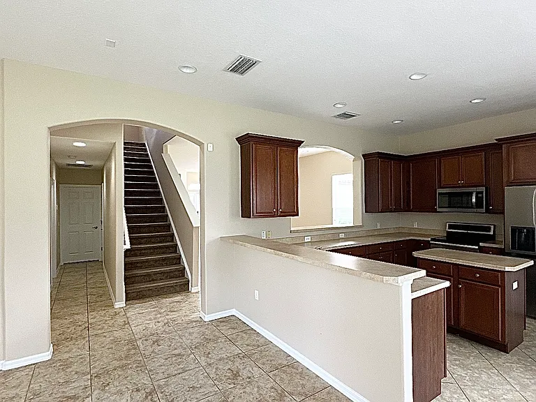 1762 Altavista Cir — Photo 19