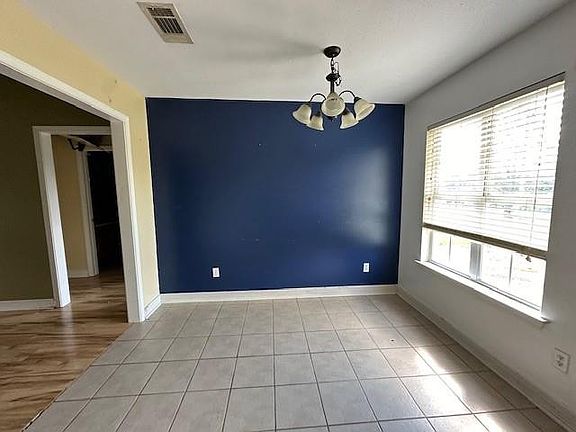 3rd image of 37366 Wilton Seals Rd