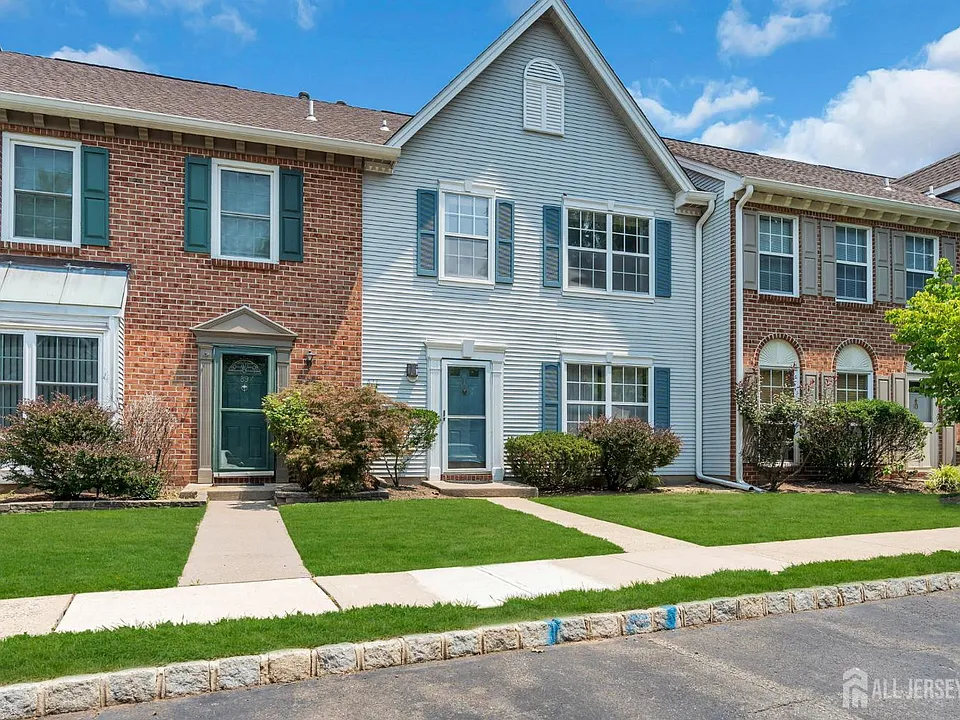 91 Chelsea Ct #14