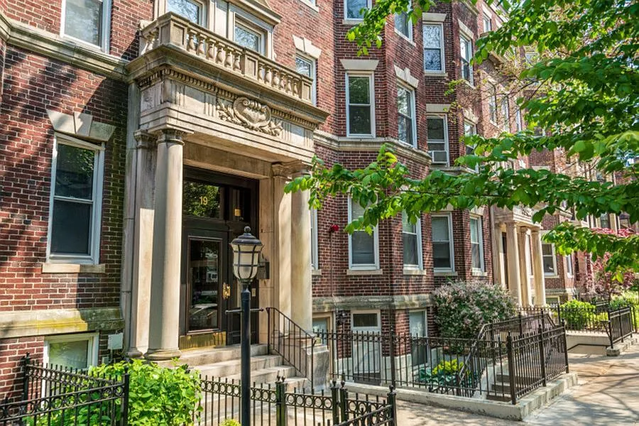 15-19 Queensberry Street — Photo 2