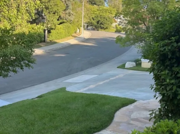 24587 Lola Ln, Santa Clarita, CA 91321