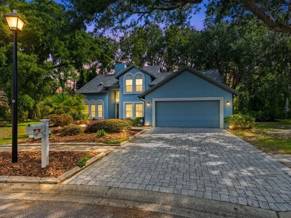 16105 Cadbury Ct, Tampa, FL 33647