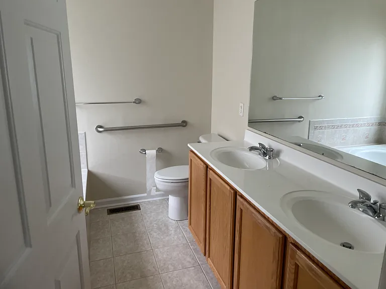126 Paddock Dr — Photo 13