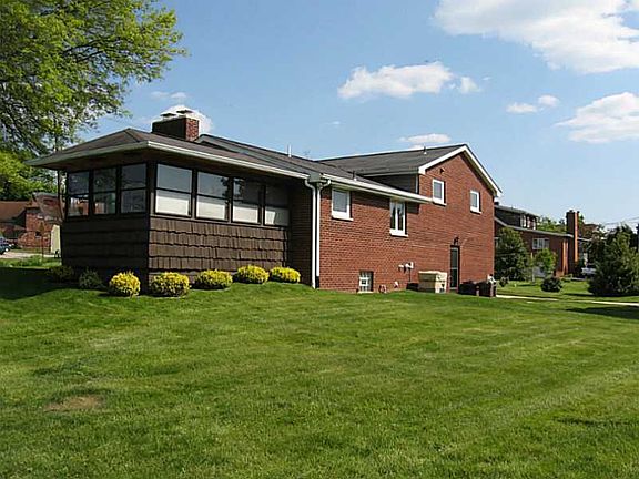 5th image of 202 Ashland Dr