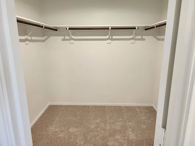 3425 Flicker Ln — Photo 17