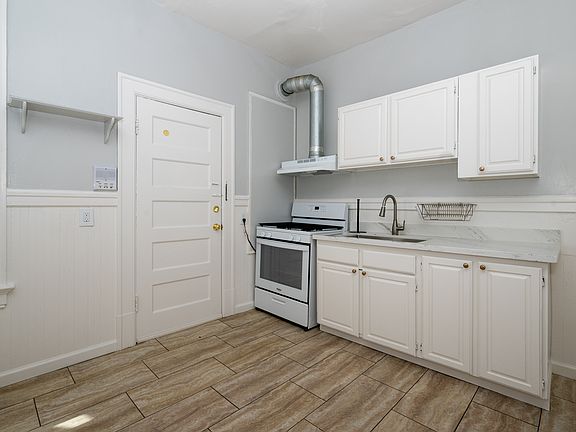 3rd image of 3671 16th St APT 7