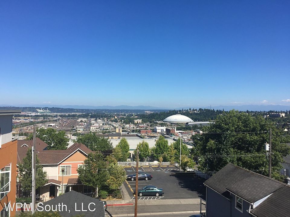 1st image of 2357 S Yakima Ave