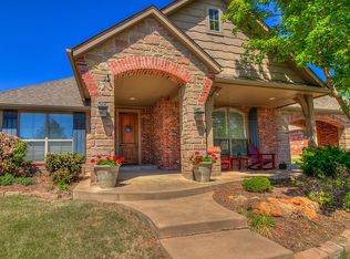 2709 Palomino Dr, Edmond, OK 73034