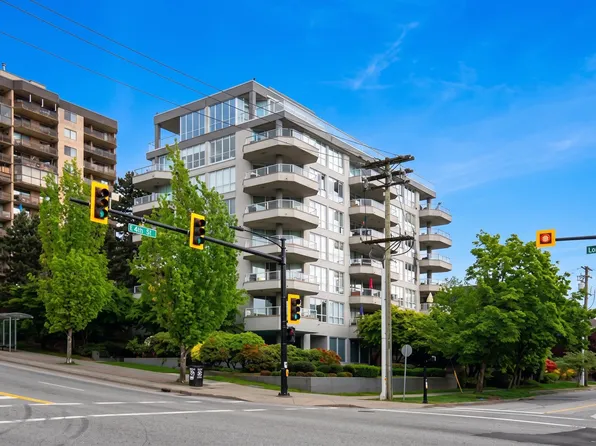 408 Lonsdale Ave #203, North Vancouver, BC V7M 2G5