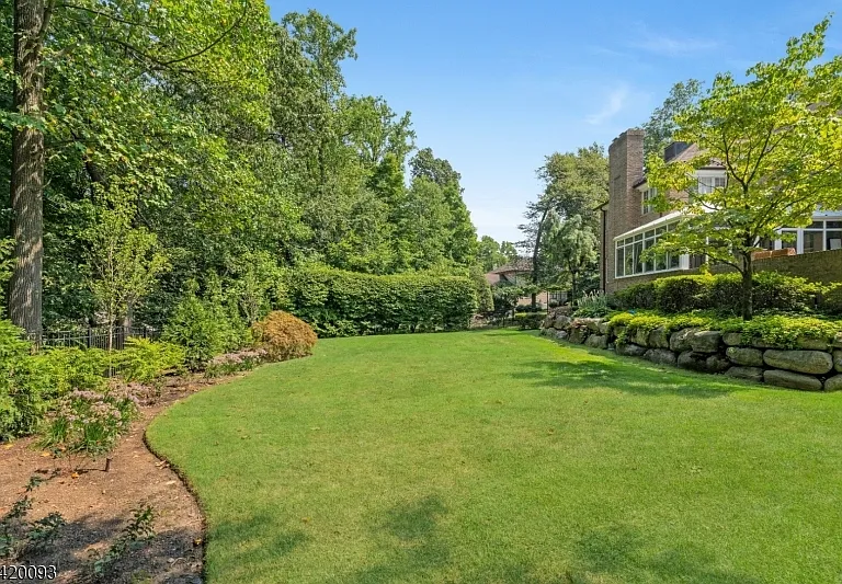 787 Peach Tree Ln — Photo 27