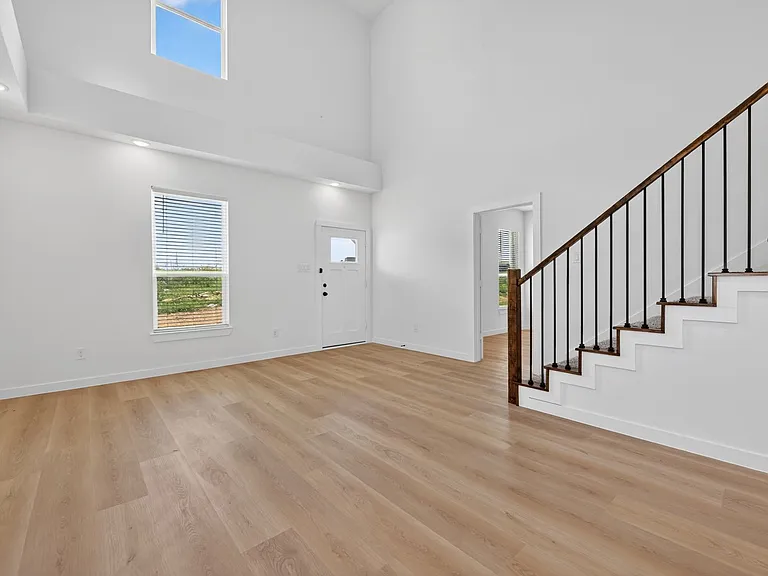 10520 Tube Dr — Photo 4