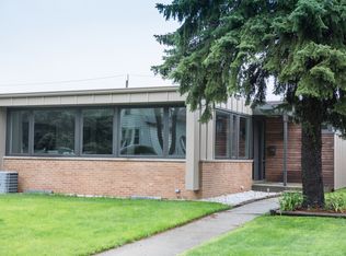 5117 N Kilbourn Ave, Chicago, IL 60630