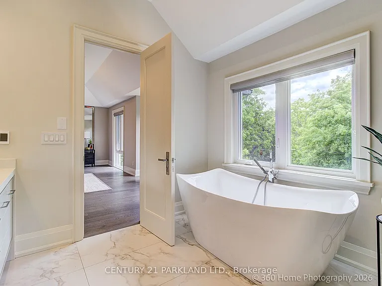 141 Churchill Ave — Photo 25