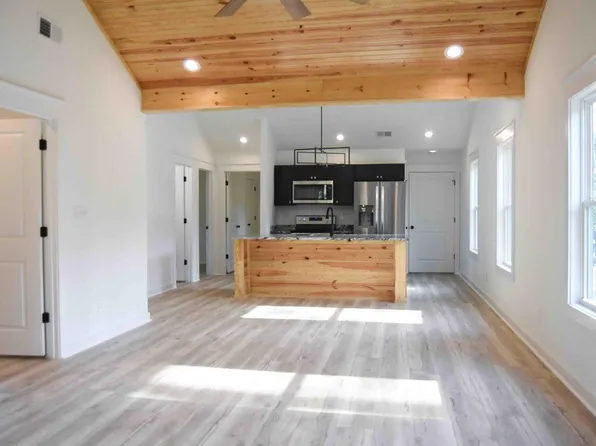 786 Gate 5 Rd, Alexandria, AL 36250