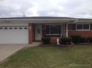 31244 Moceri Cir, Warren, MI 48088