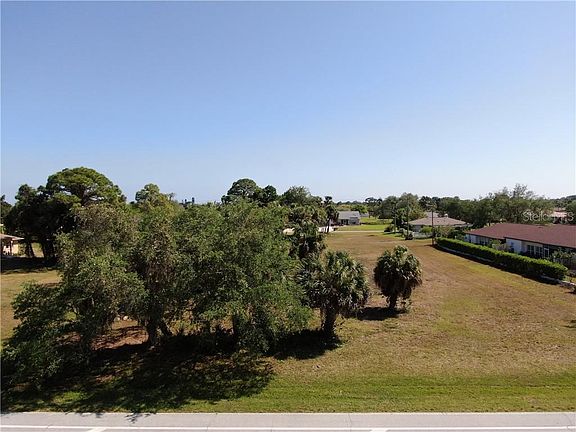 2nd image of 195 & 197 Rotonda Blvd W