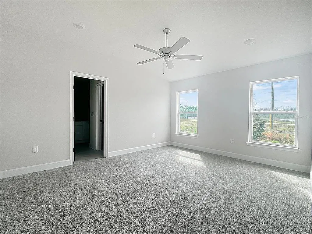 3 bed, 2.0 bath, 1515 sqft, $2,400 — Photo 4