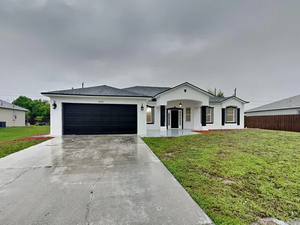757 SW Jacoby Ave, Port Saint Lucie, FL 34953