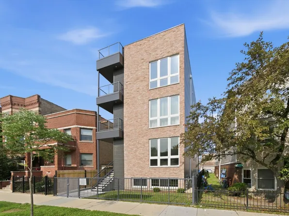 1244 N Kedzie Ave #4, Chicago, IL 60651