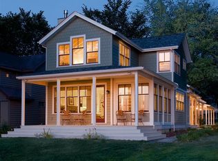 11210 E Indian Lake Dr, Vicksburg, MI 49097