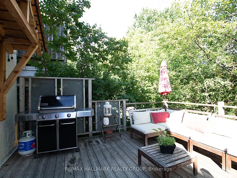 42 Glengarry Rd — Photo 35