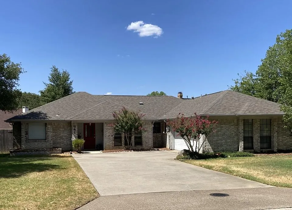 641 Highland Meadows Dr