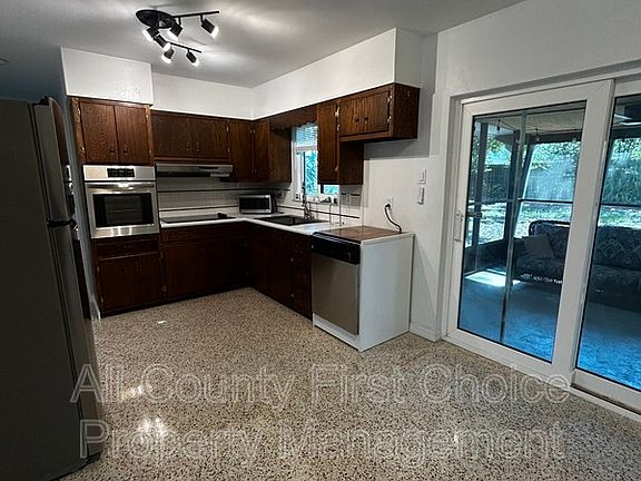 2nd image of 2819 53rd St N