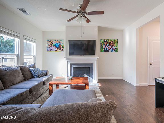 5th image of 6006 Bayonet Ln