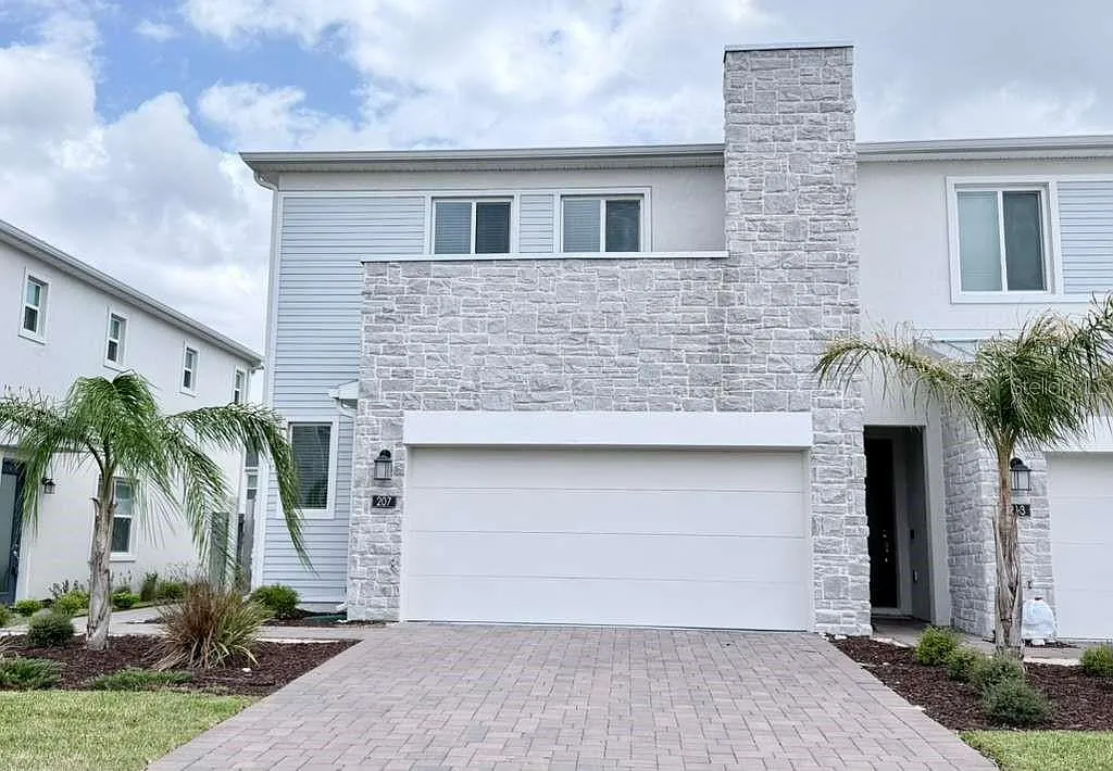Building Photo - 207 Bogey Dr