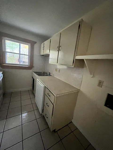 401 Fairfax Street - 3 — Photo 3