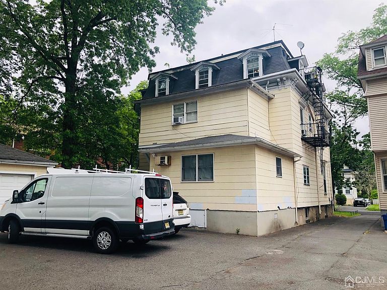 420 Chestnut St Roselle Park, NJ, 07204 Apartments for Rent Zillow
