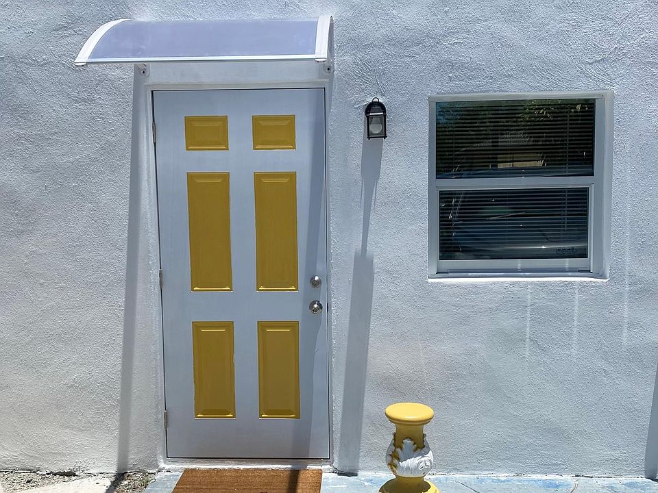 entrance into cottage.