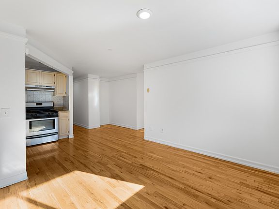 5th image of 394 E 8th St #2BB
