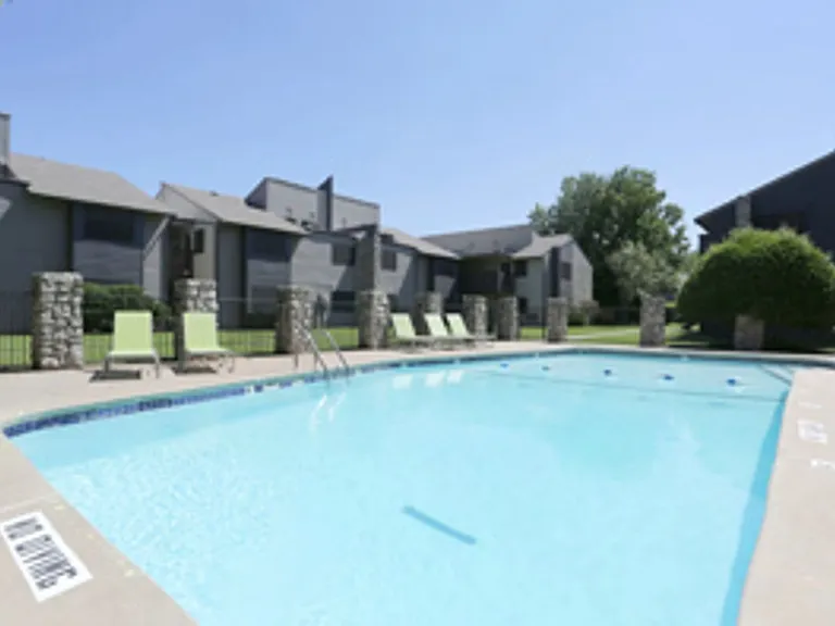 1304 Wylie Rd — Photo 28