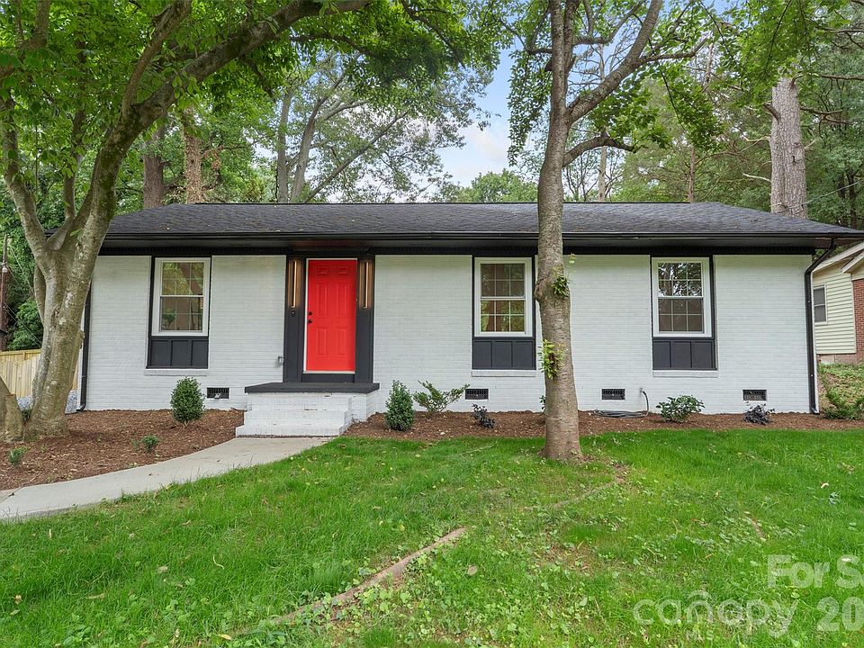 1st image of 3900 Colebrook Rd