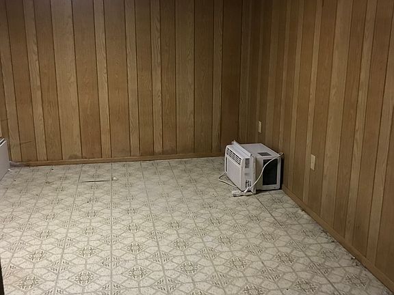 4th image of 6624 Beverly Dr