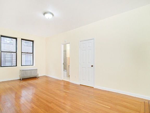 3rd image of 201 Wadsworth Ave #5L