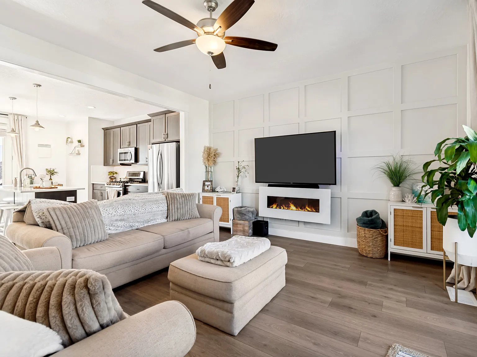 2 bed, 1724 sqft, $2,400 — Photo 2