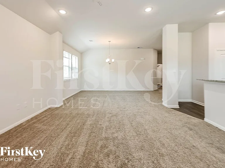 14775 Country Club Dr — Photo 3
