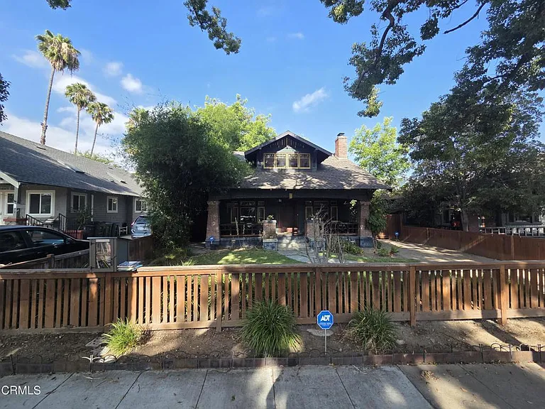 126 N Meridith Ave — Photo 30