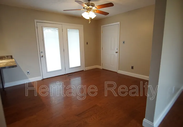 6209 Bryan Ln — Photo 5