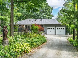 1457 Champlain Rd, Tiny, ON L9M0C1