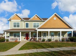 98 Birchbark Dr, Mills River, NC 28759