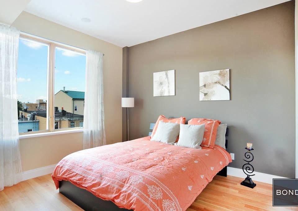 2nd image of 151 Green St #4B