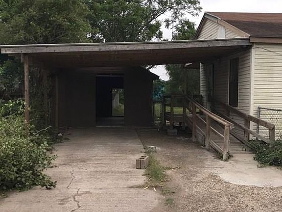 4th image of 531 Patricia Ave