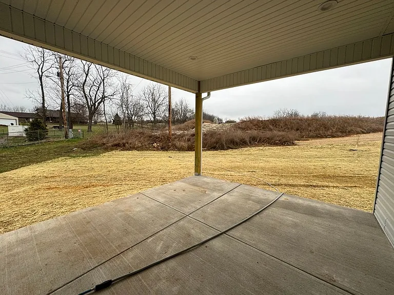 2210 Regan Cir — Photo 20