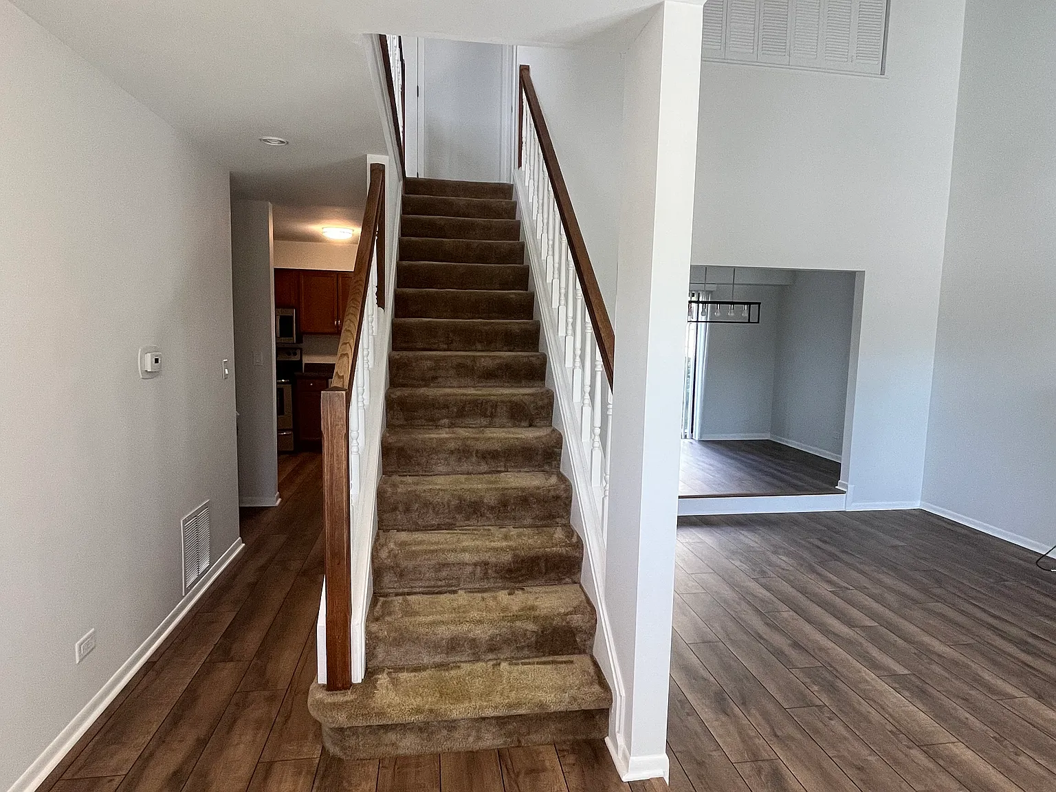 4 bed, 2.5 bath, 1857 sqft, $3,400 — Photo 4