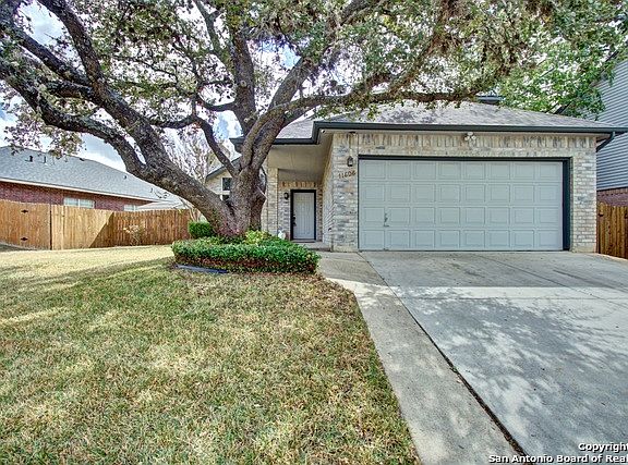 2nd image of 11606 Old Hills Ln