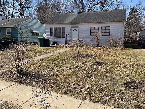 2nd image of 83 Lamora Ave